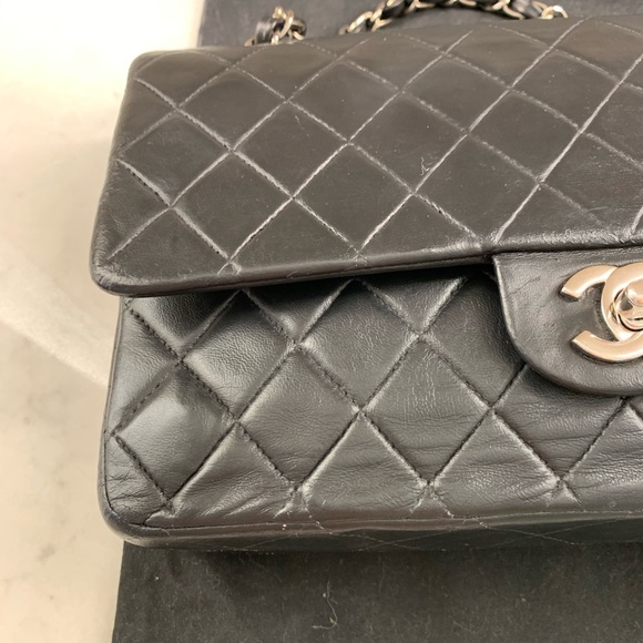 Chanel medium double flap bag - Picture 3 of 8